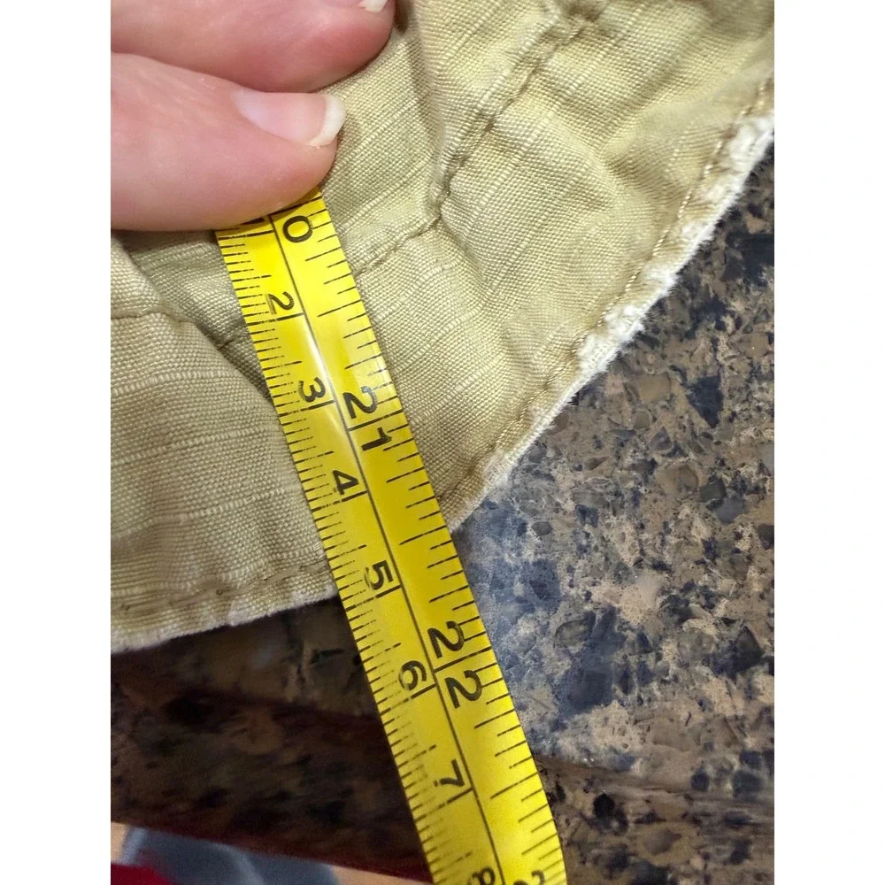 American Eagle Outfitters no holes